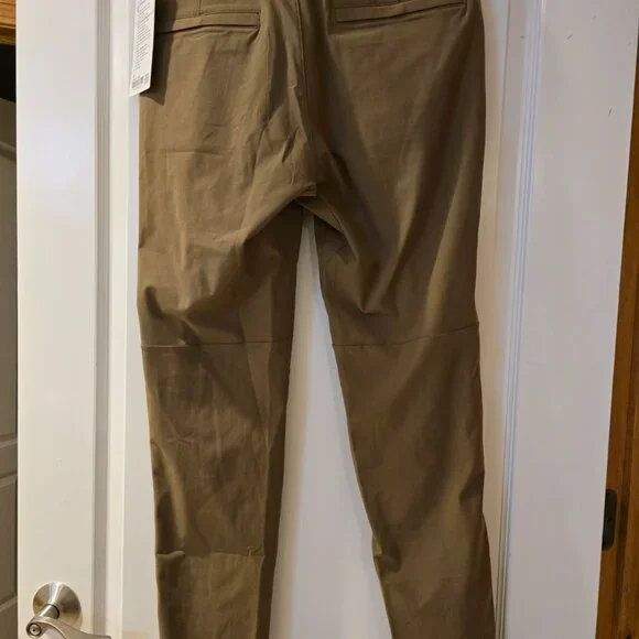 NWT Men's Lululemon Commission Pant Slim 32X32 w/Warpstreme Fabric